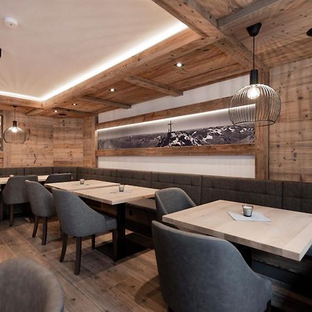 Hotel Tanzer Ишгъл Екстериор снимка