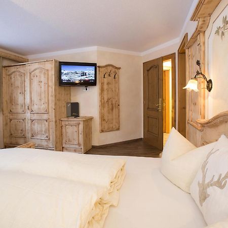 Hotel Tanzer Ишгъл Екстериор снимка