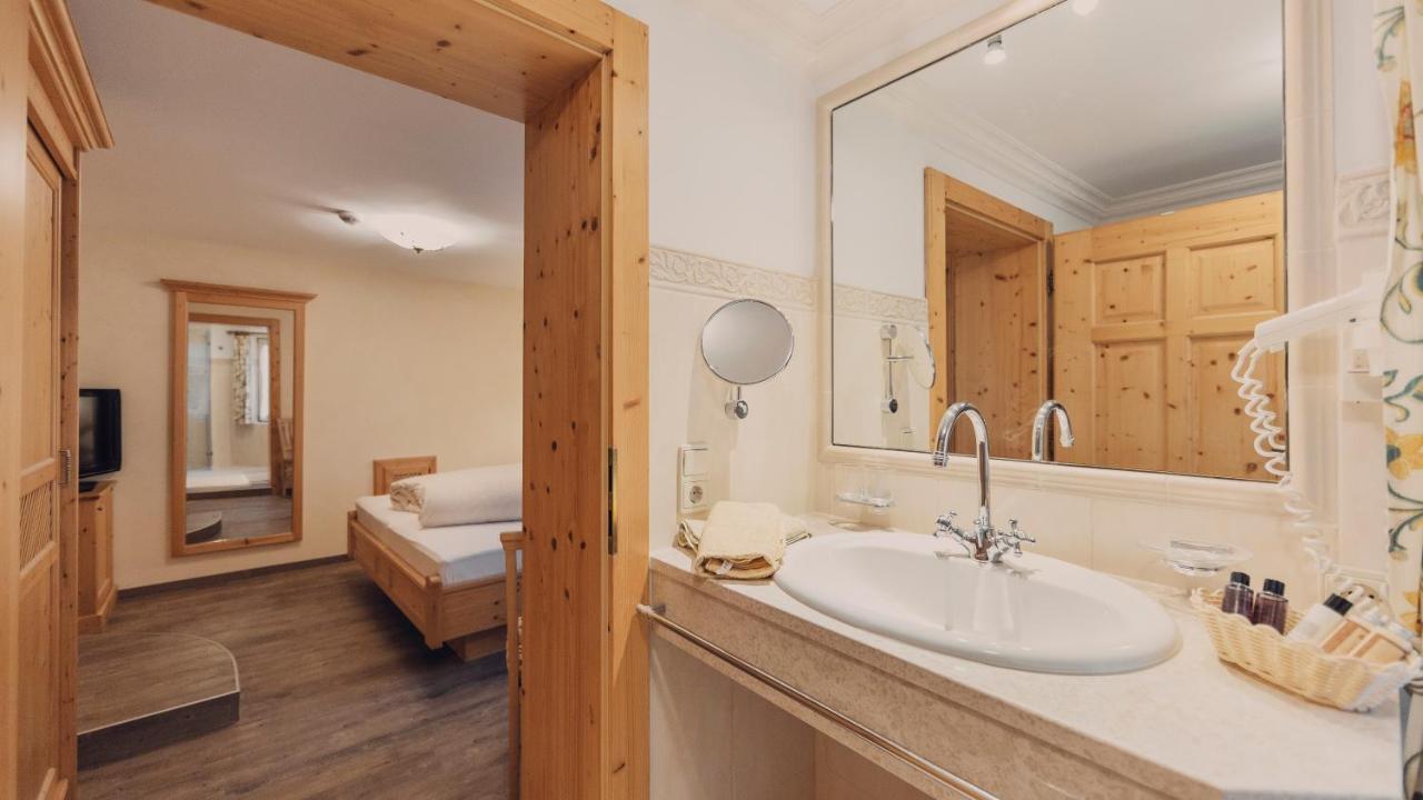Hotel Tanzer Ишгъл Екстериор снимка