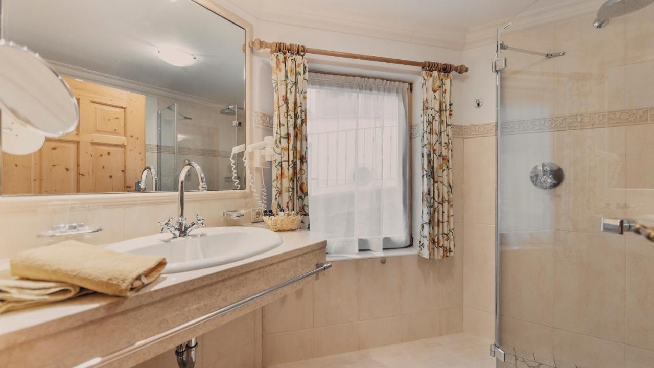 Hotel Tanzer Ишгъл Екстериор снимка