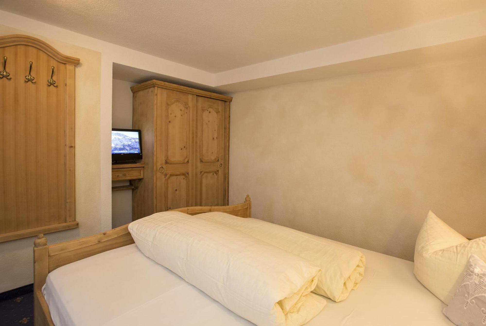 Hotel Tanzer Ишгъл Стая снимка