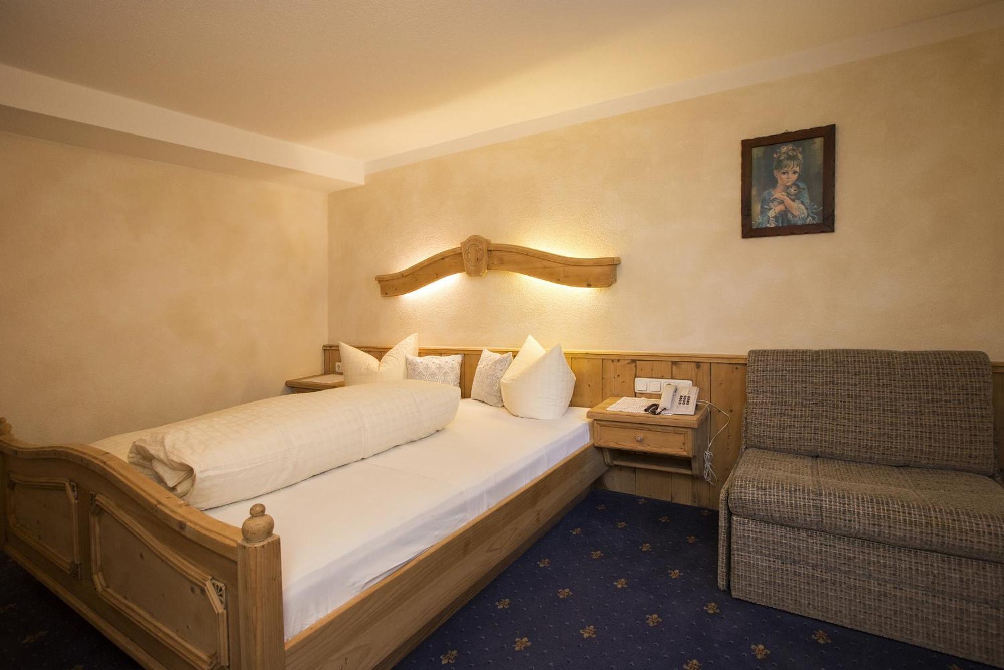 Hotel Tanzer Ишгъл Екстериор снимка