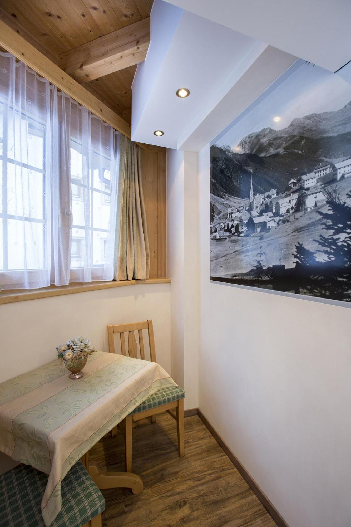 Hotel Tanzer Ишгъл Екстериор снимка